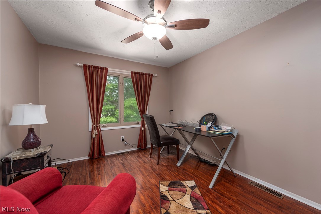 19842 Dell Drive Strongsville OH 44149