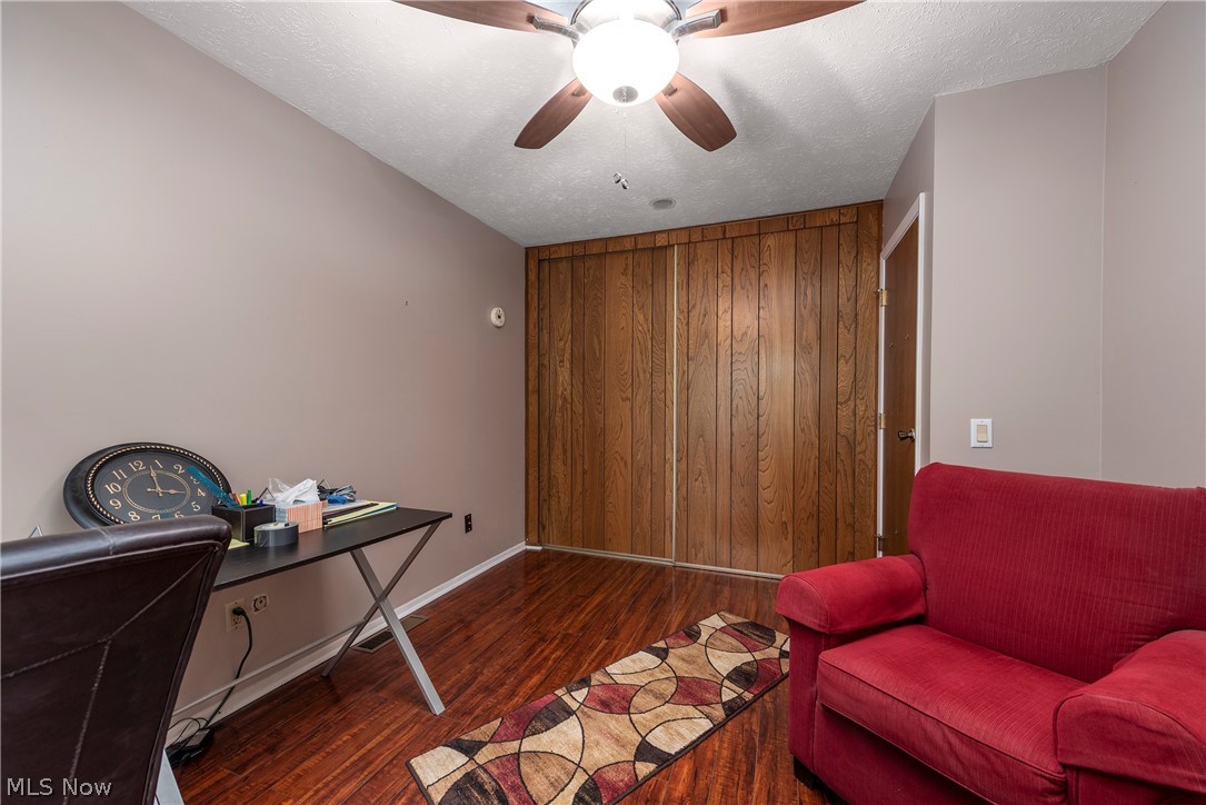 19842 Dell Drive Strongsville OH 44149