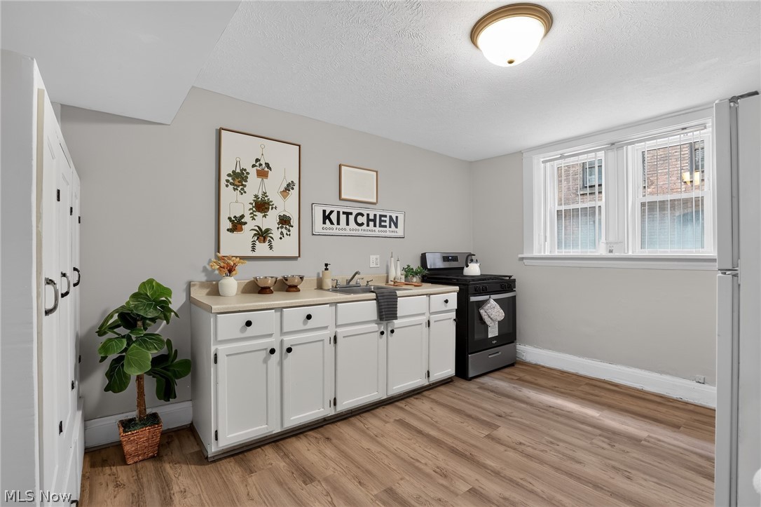 2476 Derbyshire Road Cleveland Heights OH 44106