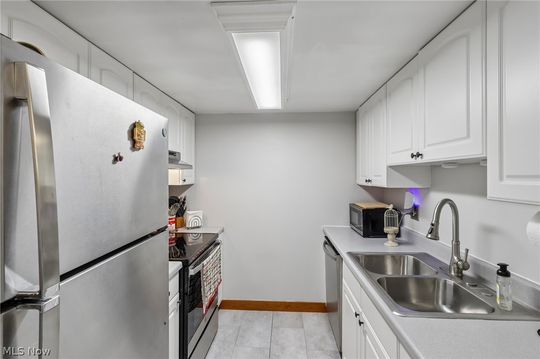 6985 Carriage Hill Drive Brecksville OH 44141