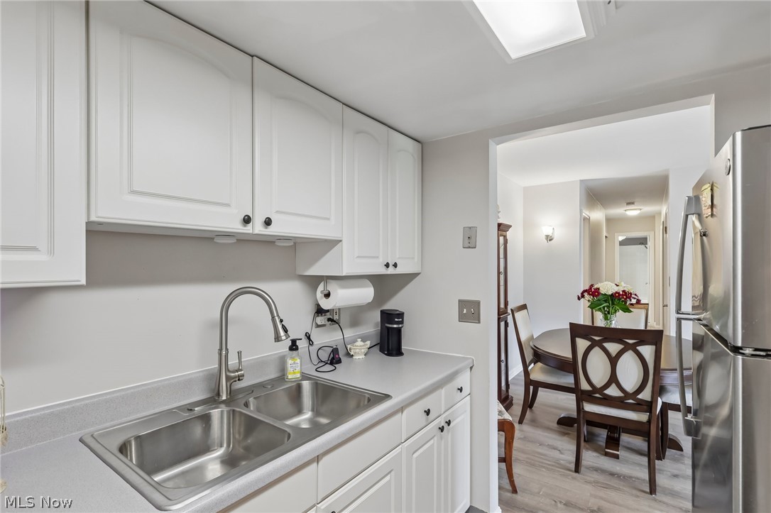 6985 Carriage Hill Drive Brecksville OH 44141