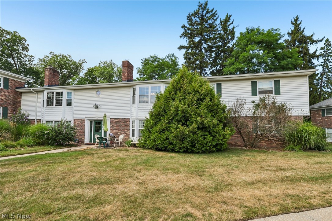 6985 Carriage Hill Drive Brecksville OH 44141