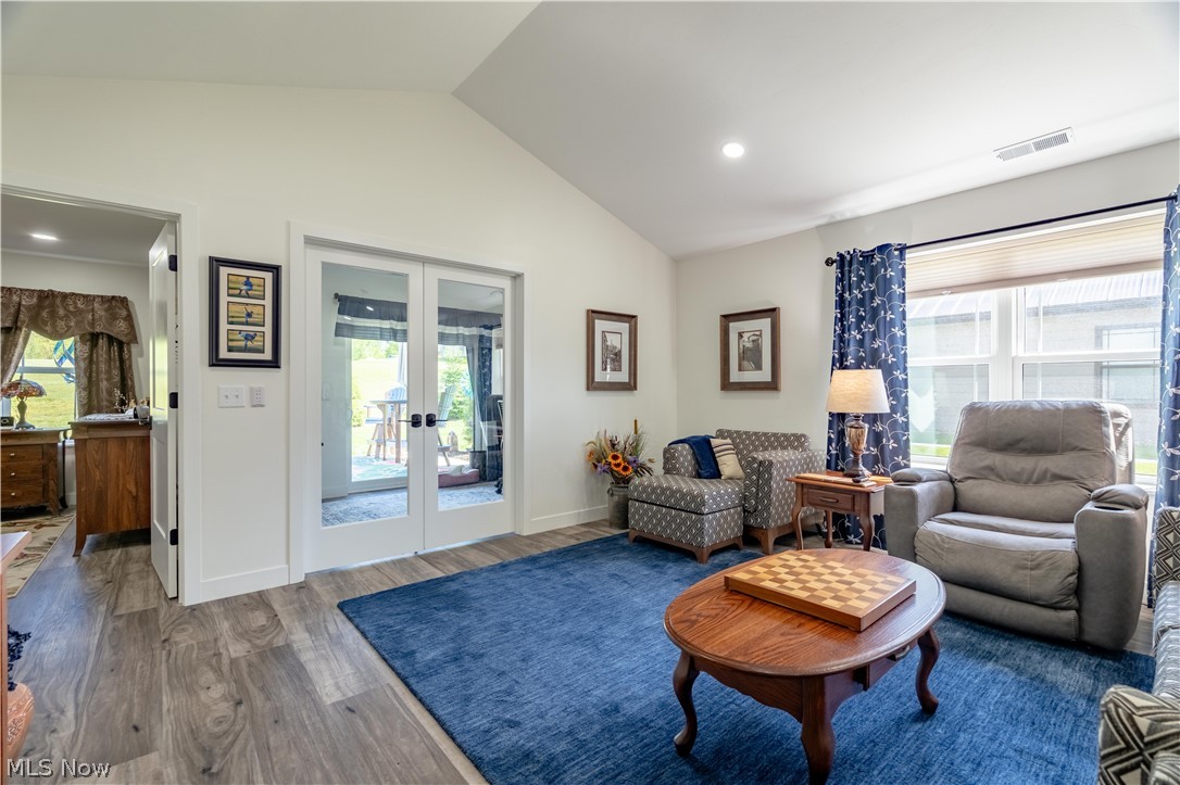 1021 Sycamore Lane Millersburg OH 44654