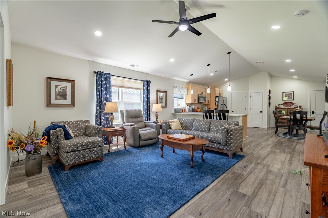 1021 Sycamore Lane Millersburg OH 44654