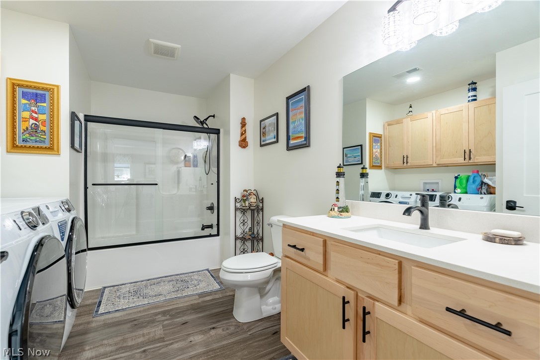 1021 Sycamore Lane Millersburg OH 44654