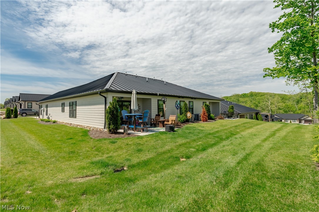 1021 Sycamore Lane Millersburg OH 44654