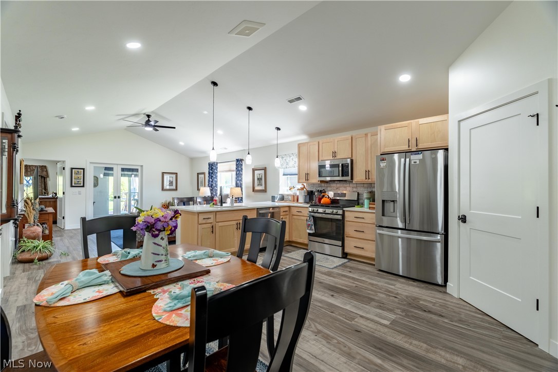 1021 Sycamore Lane Millersburg OH 44654