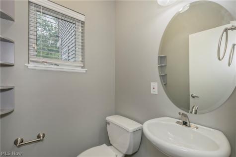 2868 W 11th Street Cleveland OH 44113