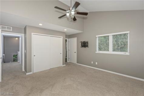 2868 W 11th Street Cleveland OH 44113