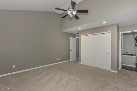 2868 W 11th Street Cleveland OH 44113