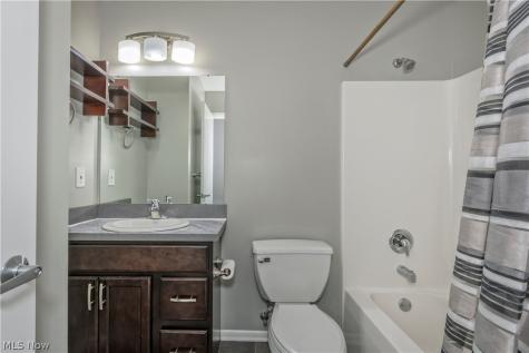 2868 W 11th Street Cleveland OH 44113