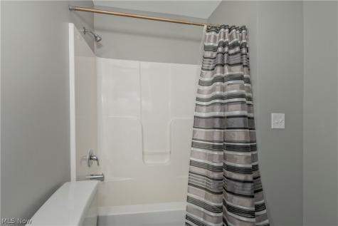 2868 W 11th Street Cleveland OH 44113