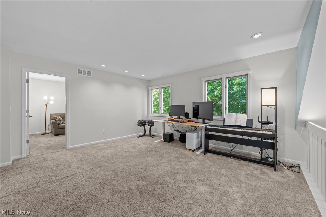 73 Lethbridge Lane Akron OH 44321