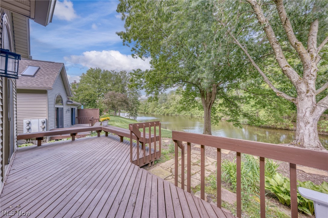 73 Lethbridge Lane Akron OH 44321
