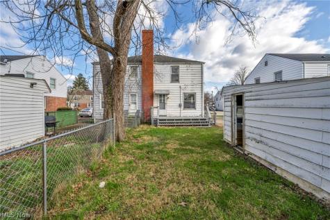 14215 Tuckahoe Avenue Cleveland OH 44111