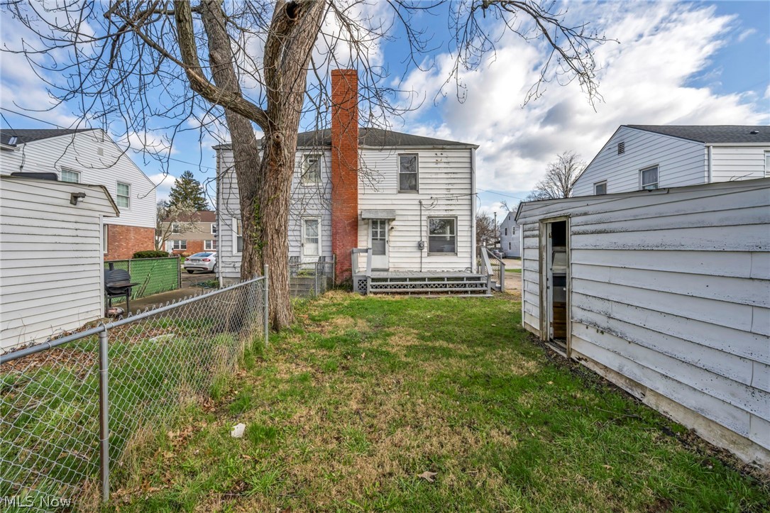 14215 Tuckahoe Avenue Cleveland OH 44111