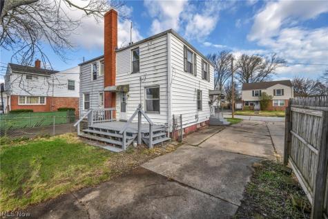 14215 Tuckahoe Avenue Cleveland OH 44111