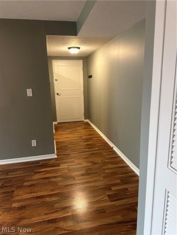 21881 River Oaks Drive Rocky River OH 44116