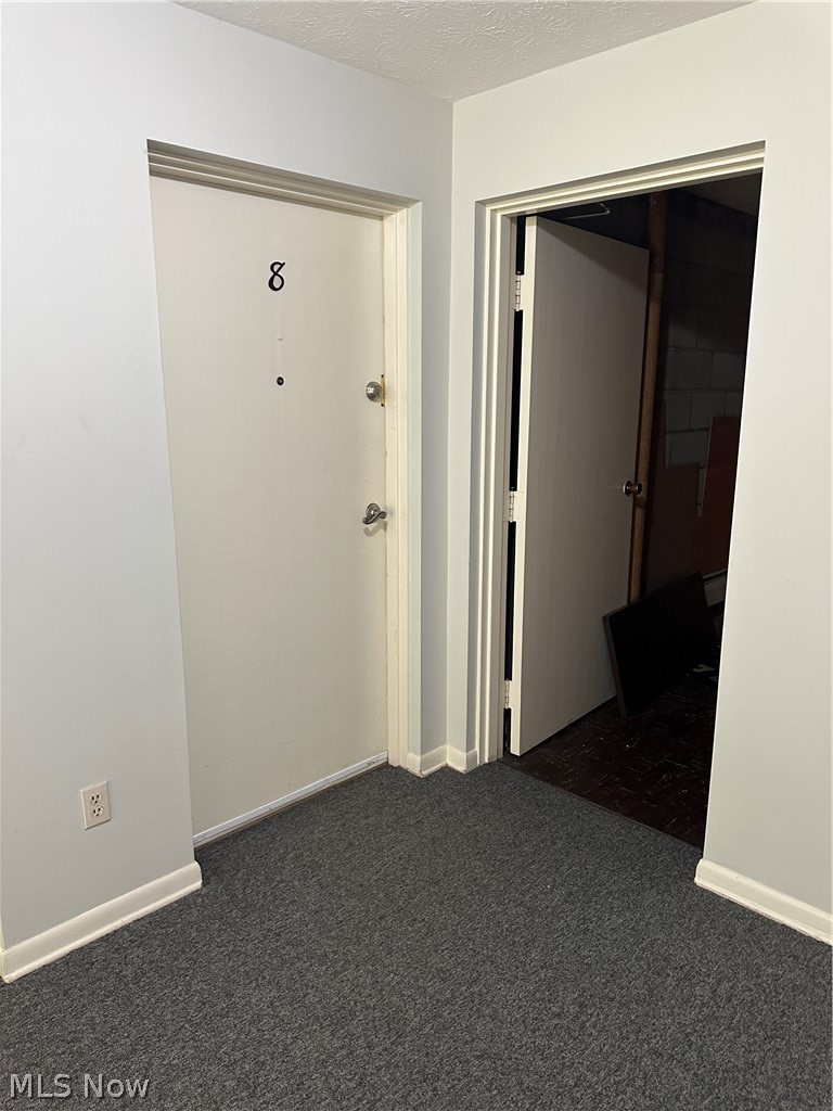 21881 River Oaks Drive Rocky River OH 44116