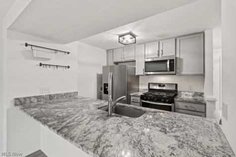 3931 Lake Run Boulevard Stow OH 44224