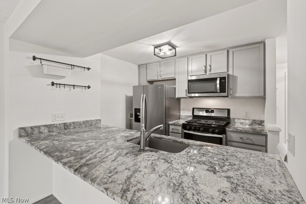 3931 Lake Run Boulevard Stow OH 44224