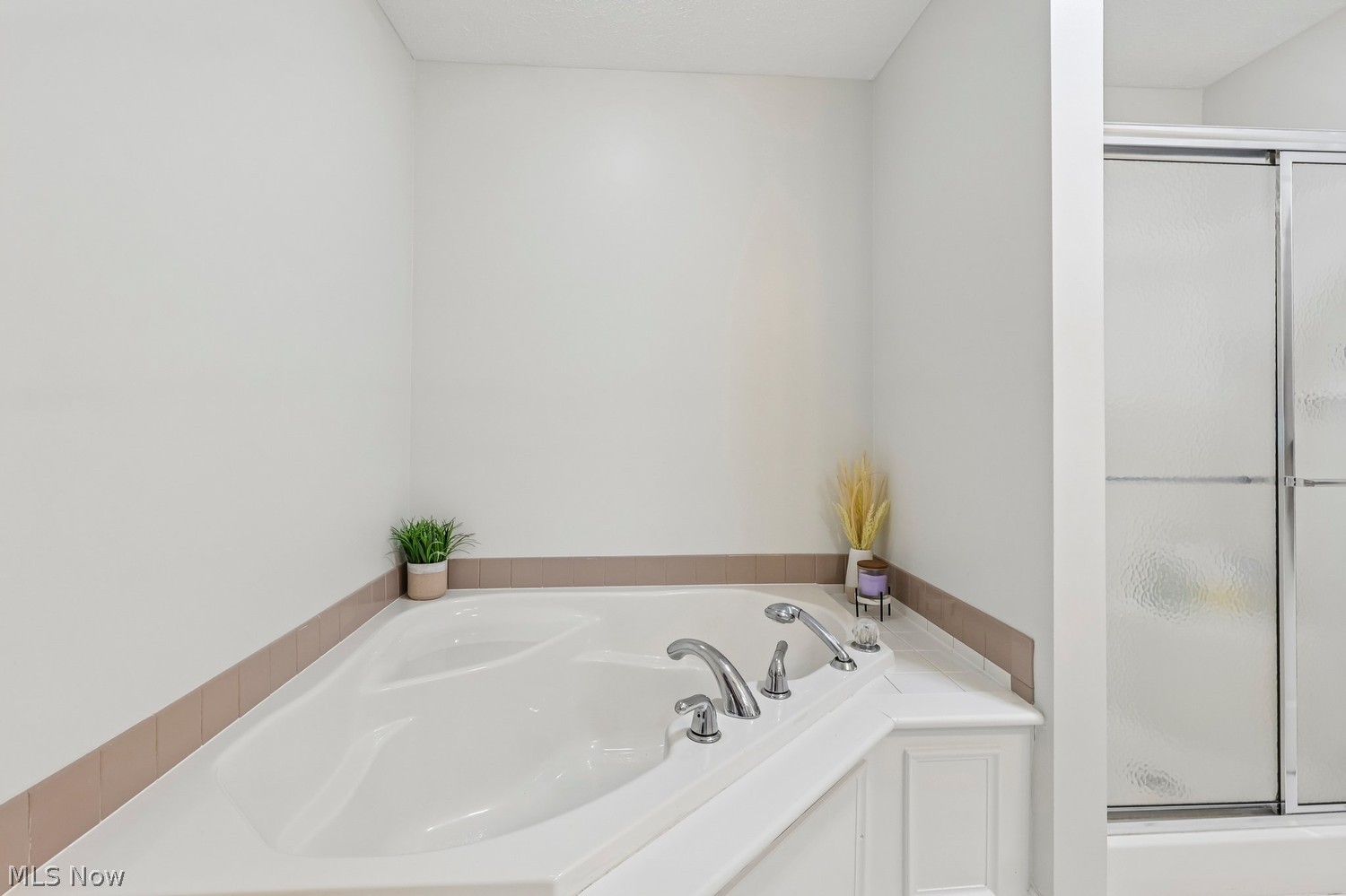 33290 Fairport Drive Avon Lake OH 44012