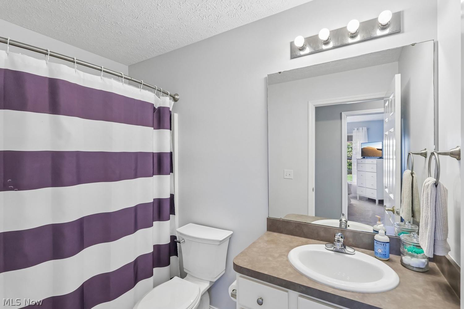 33290 Fairport Drive Avon Lake OH 44012