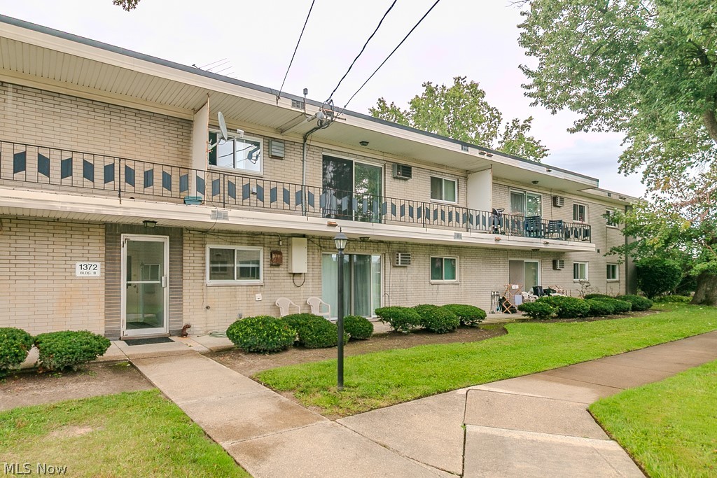 1372 Golden Gate Boulevard Mayfield Heights OH 44124