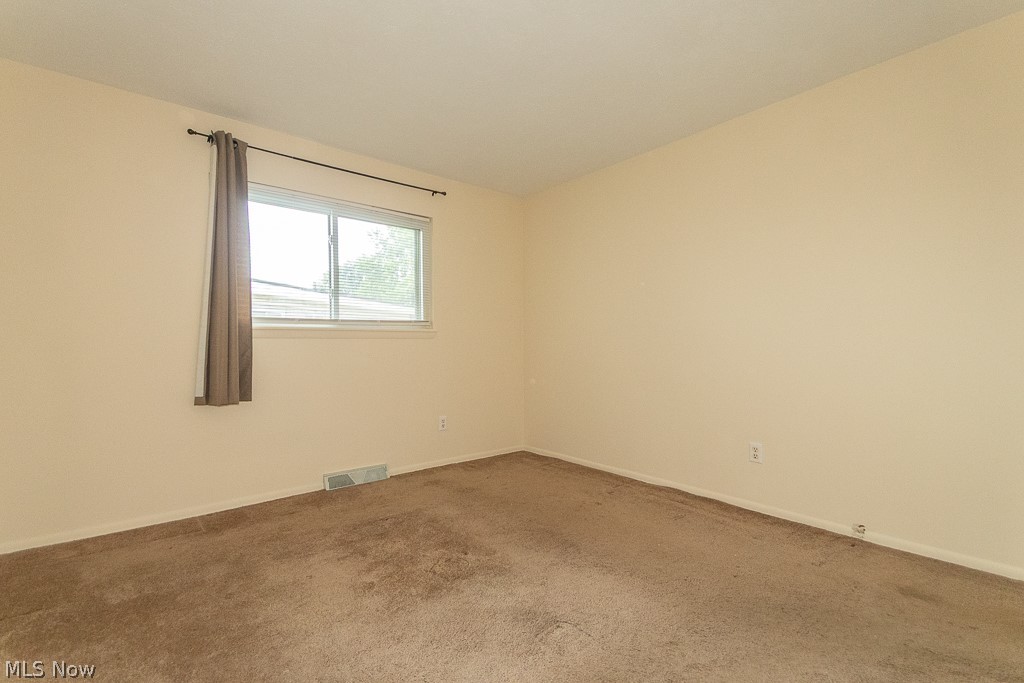 1372 Golden Gate Boulevard Mayfield Heights OH 44124
