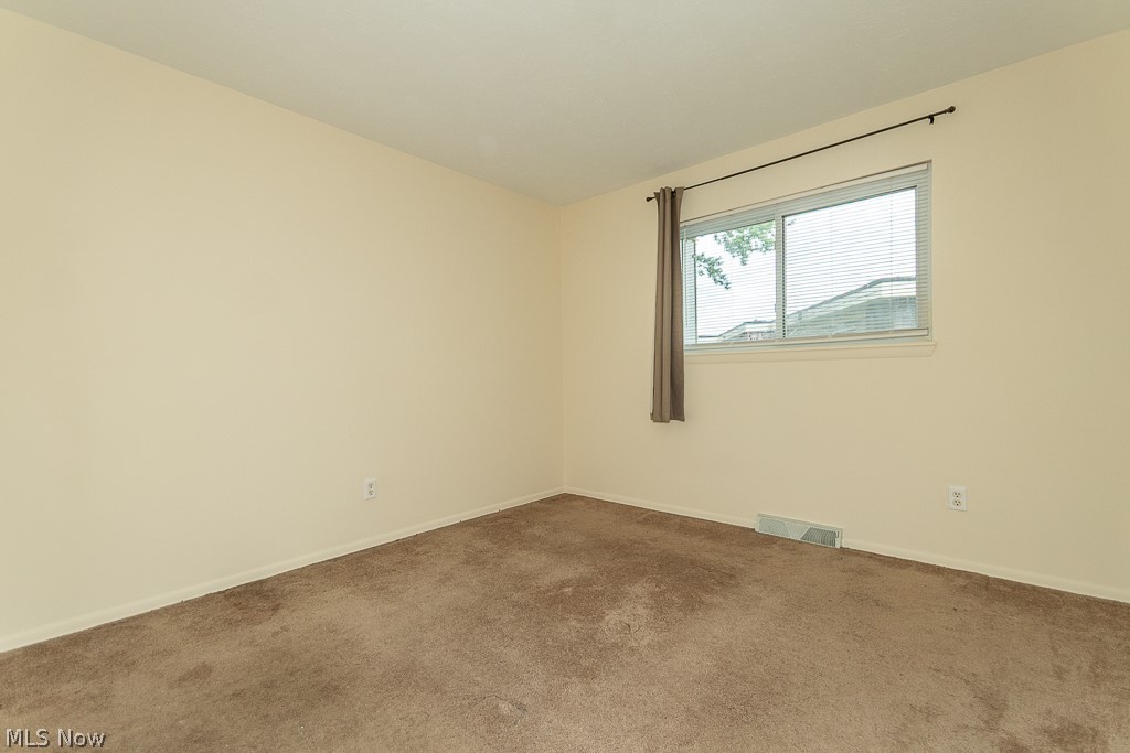 1372 Golden Gate Boulevard Mayfield Heights OH 44124