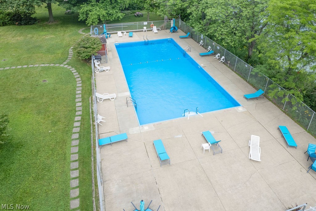 11820 Edgewater Drive Lakewood OH 44107