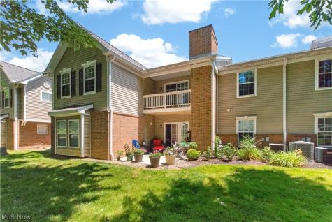 3324 Lenox Village Drive Fairlawn OH 44333
