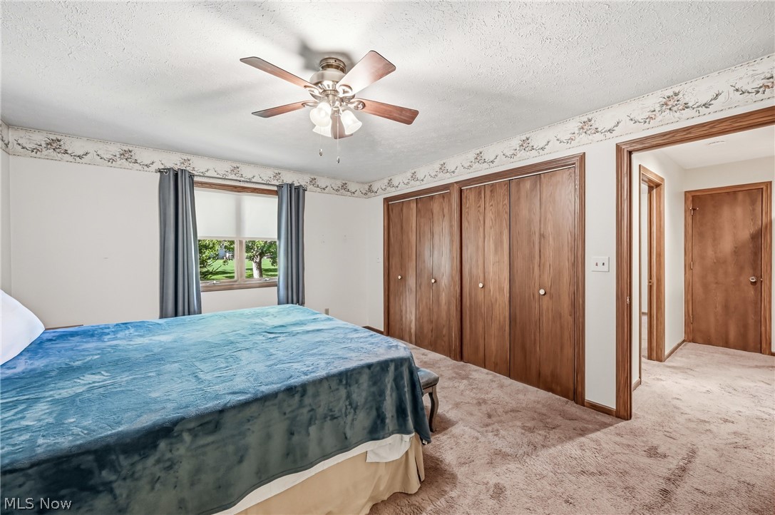 2160 Whispering Meadows Warren OH 44484
