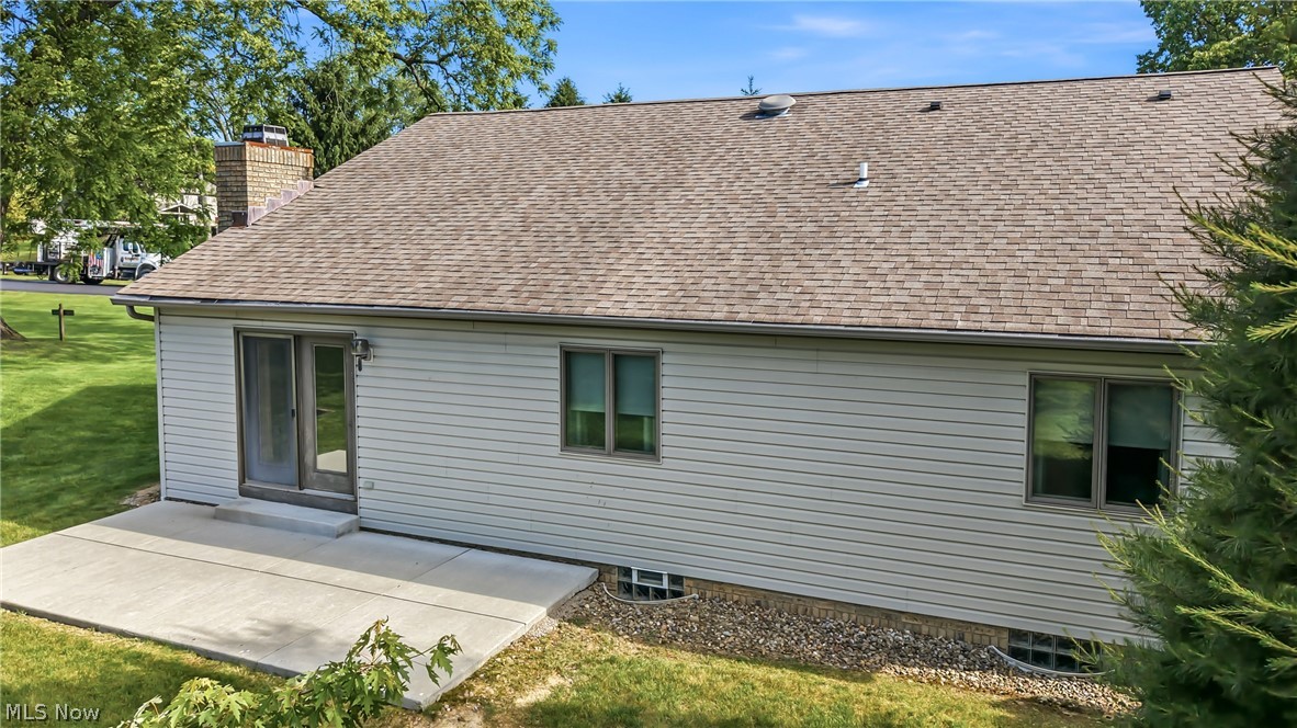 2160 Whispering Meadows Warren OH 44484