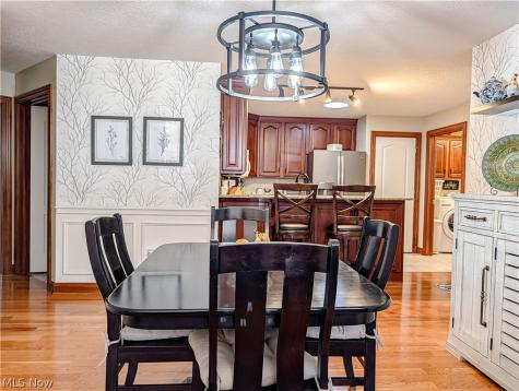 1202 Saint Abigail Street SW Hartville OH 44632