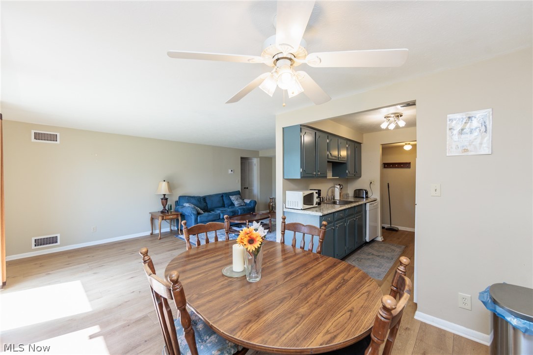 21841 River Oaks Drive Rocky River OH 44116