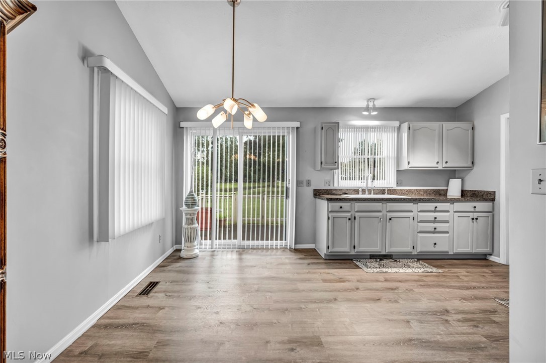 37057 N Doovy Street Avon OH 44011