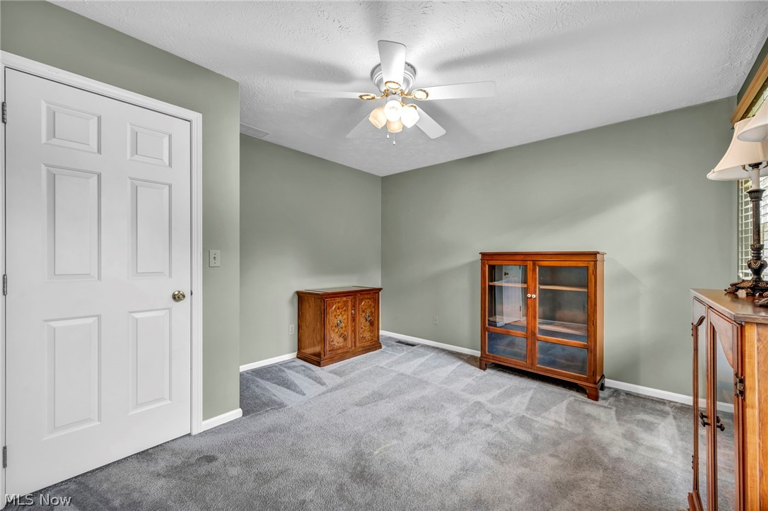 37057 N Doovy Street Avon OH 44011