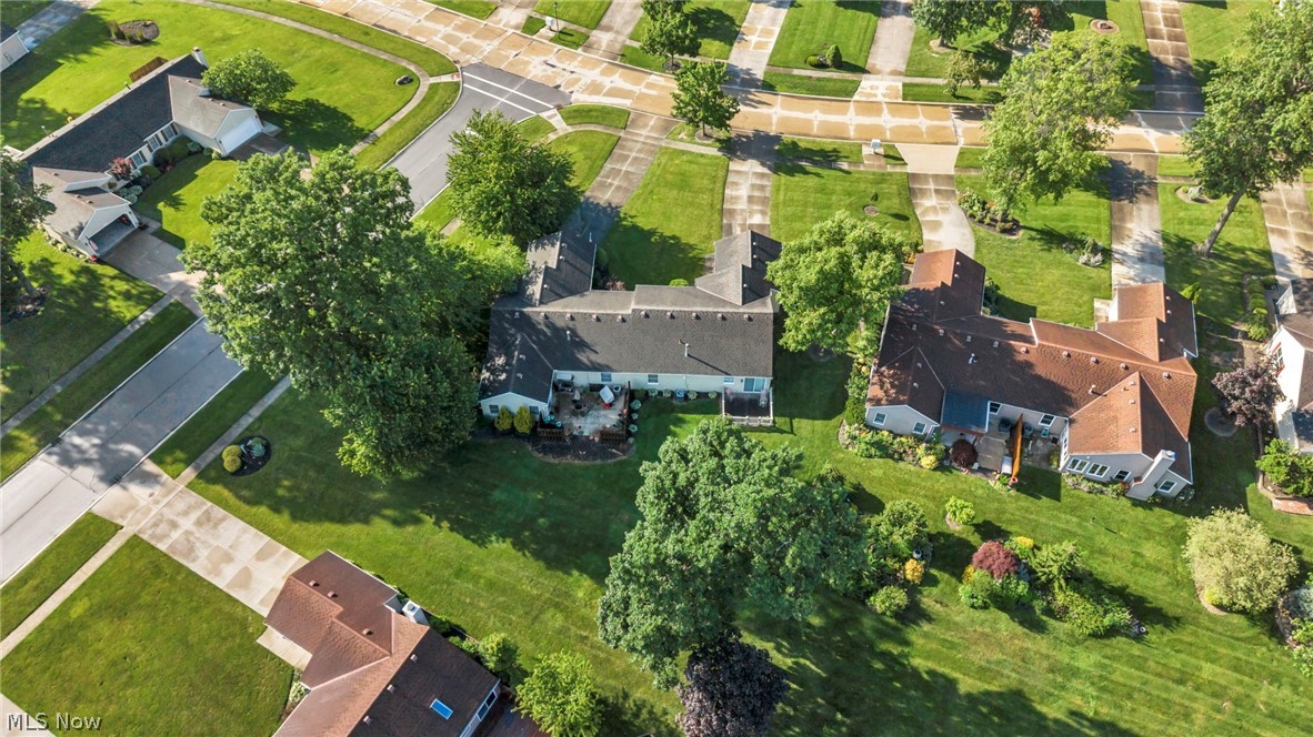 37057 N Doovy Street Avon OH 44011