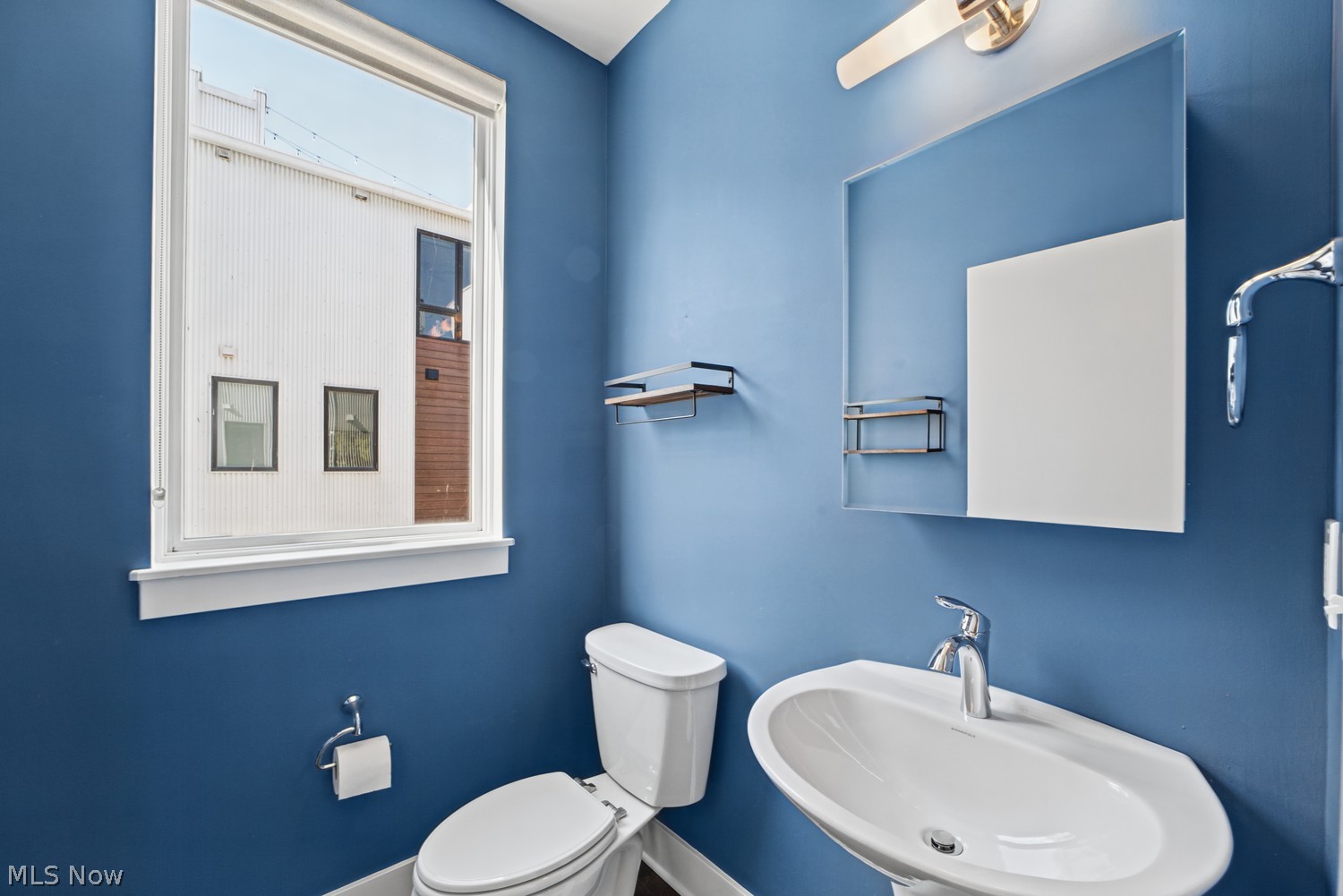 1238 W 70th Street Cleveland OH 44102