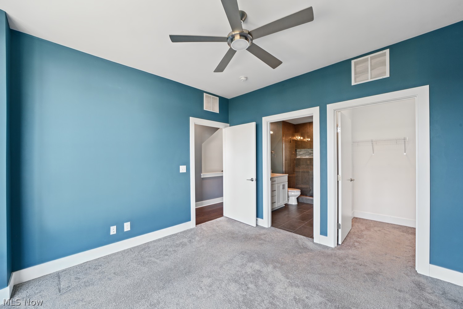 1238 W 70th Street Cleveland OH 44102
