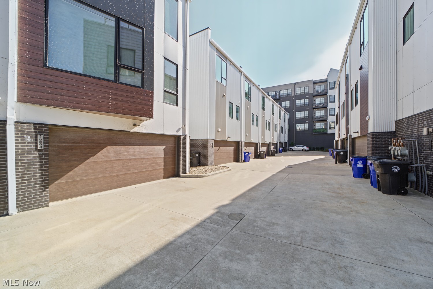 1238 W 70th Street Cleveland OH 44102