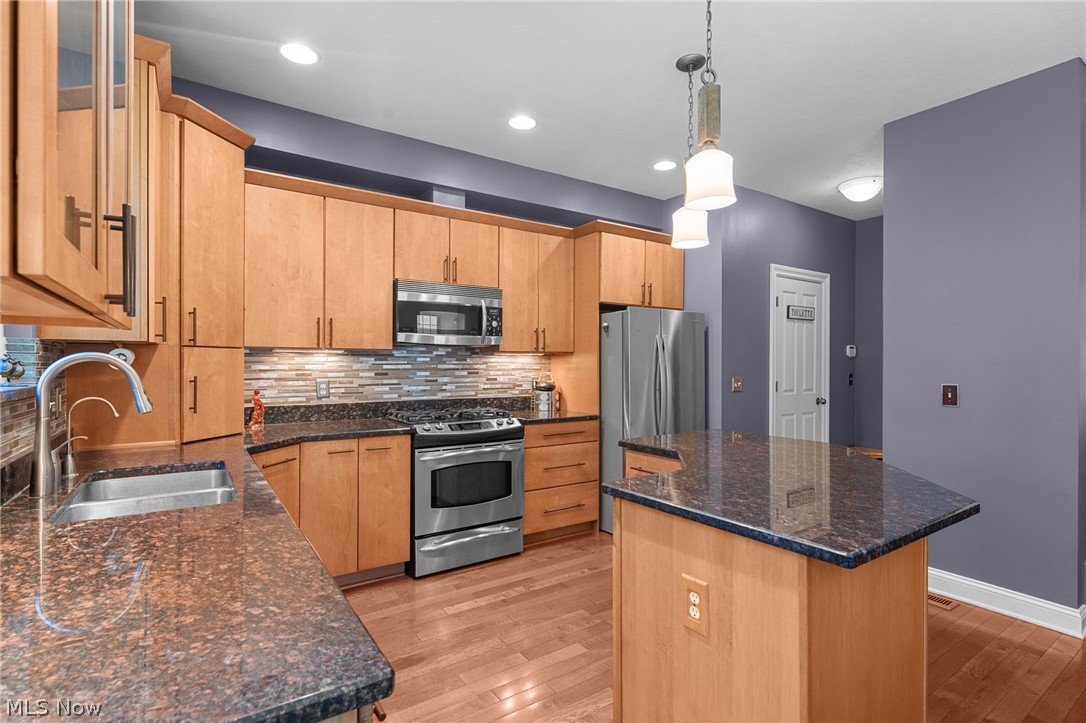 26727 Rue Saint Anne Court Warrensville Heights OH 44128