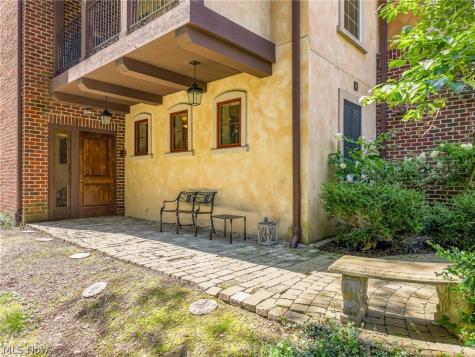 1466 S Main Street North Canton OH 44720