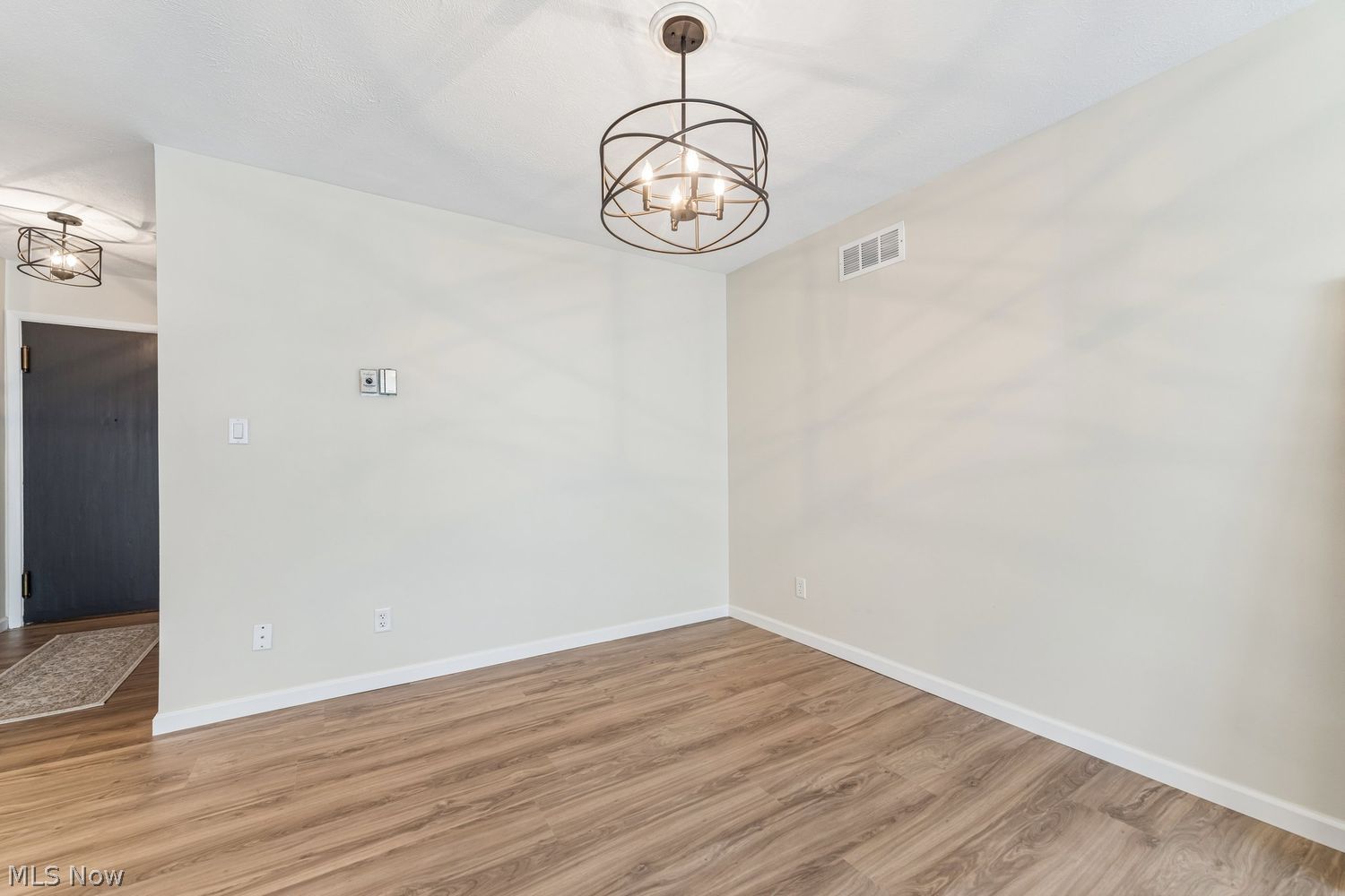 2159 Wooster Road Rocky River OH 44116