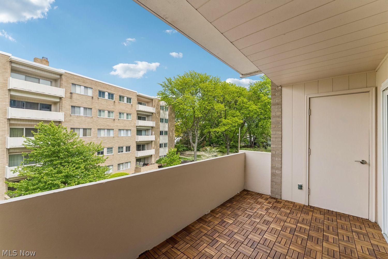 2159 Wooster Road Rocky River OH 44116