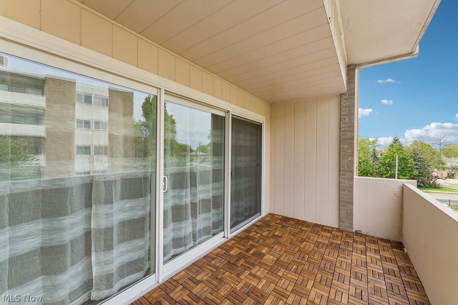 2159 Wooster Road Rocky River OH 44116