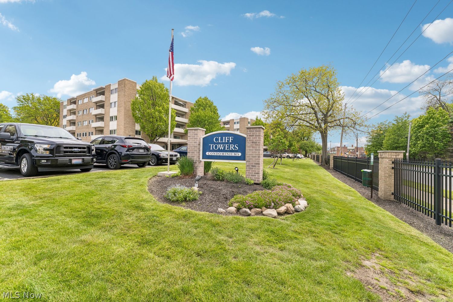 2159 Wooster Road Rocky River OH 44116