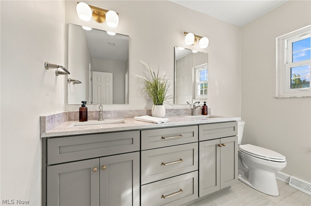 101 Chatham Way Mayfield Heights OH 44124