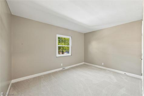 101 Chatham Way Mayfield Heights OH 44124